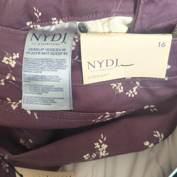 NYDJ Plum Floral Jeans NWT, US 16 - Picture 4 of 4